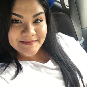 Meet your Posher, Anita